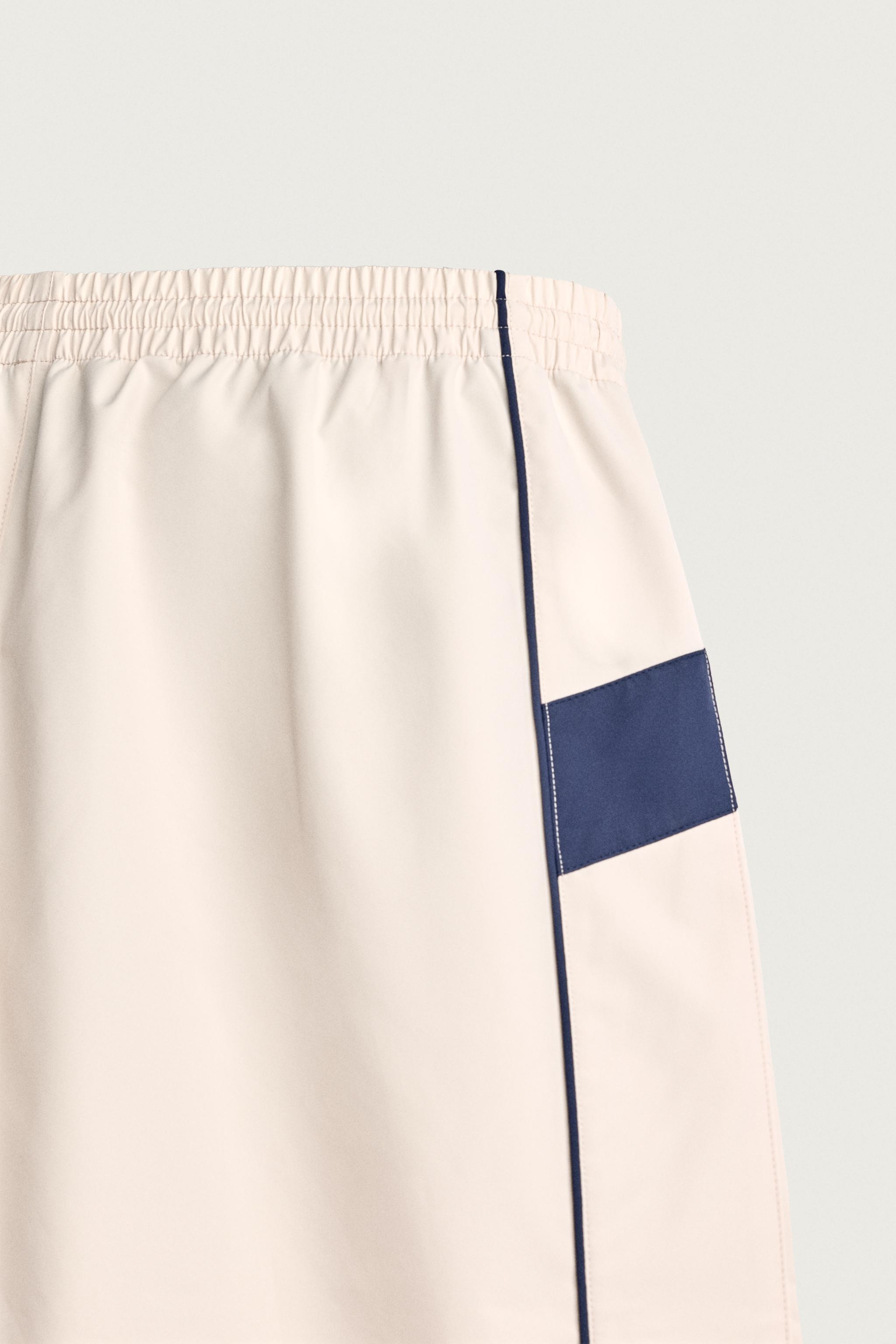 Мужские брюки Zara WATER-REPELLENT TECHNICAL CONTRAST TROUSERS — фото 9