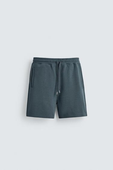 برمودا JOGGER RELAXED FIT انترلوك - أزرق لامع الخاص بـ Zara