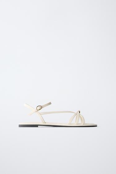 SANDALER MED GULD-DETALJE - Råhvid fra Zara - Billede 0