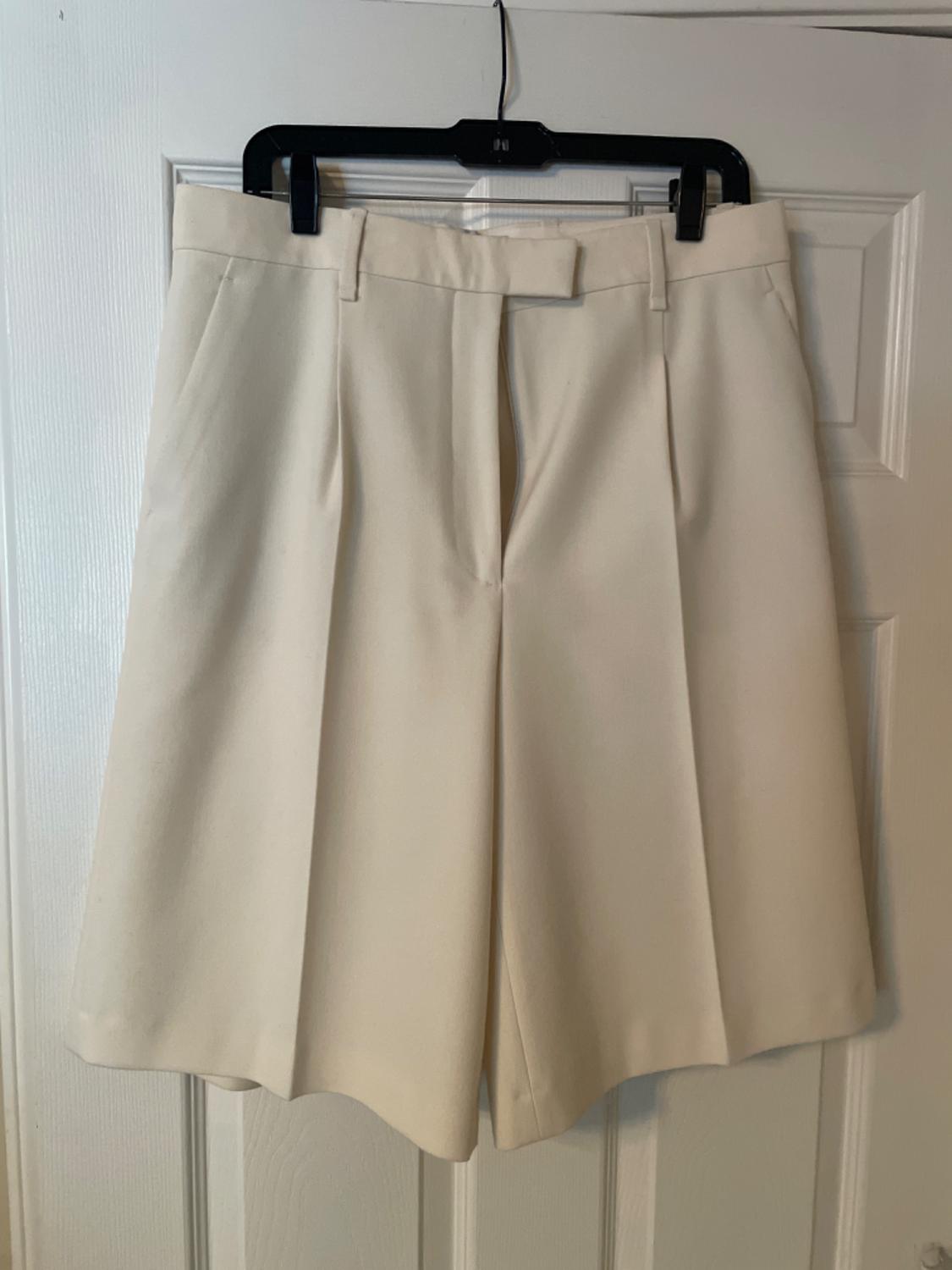 LONG PLEATED SHORTS - Image 4