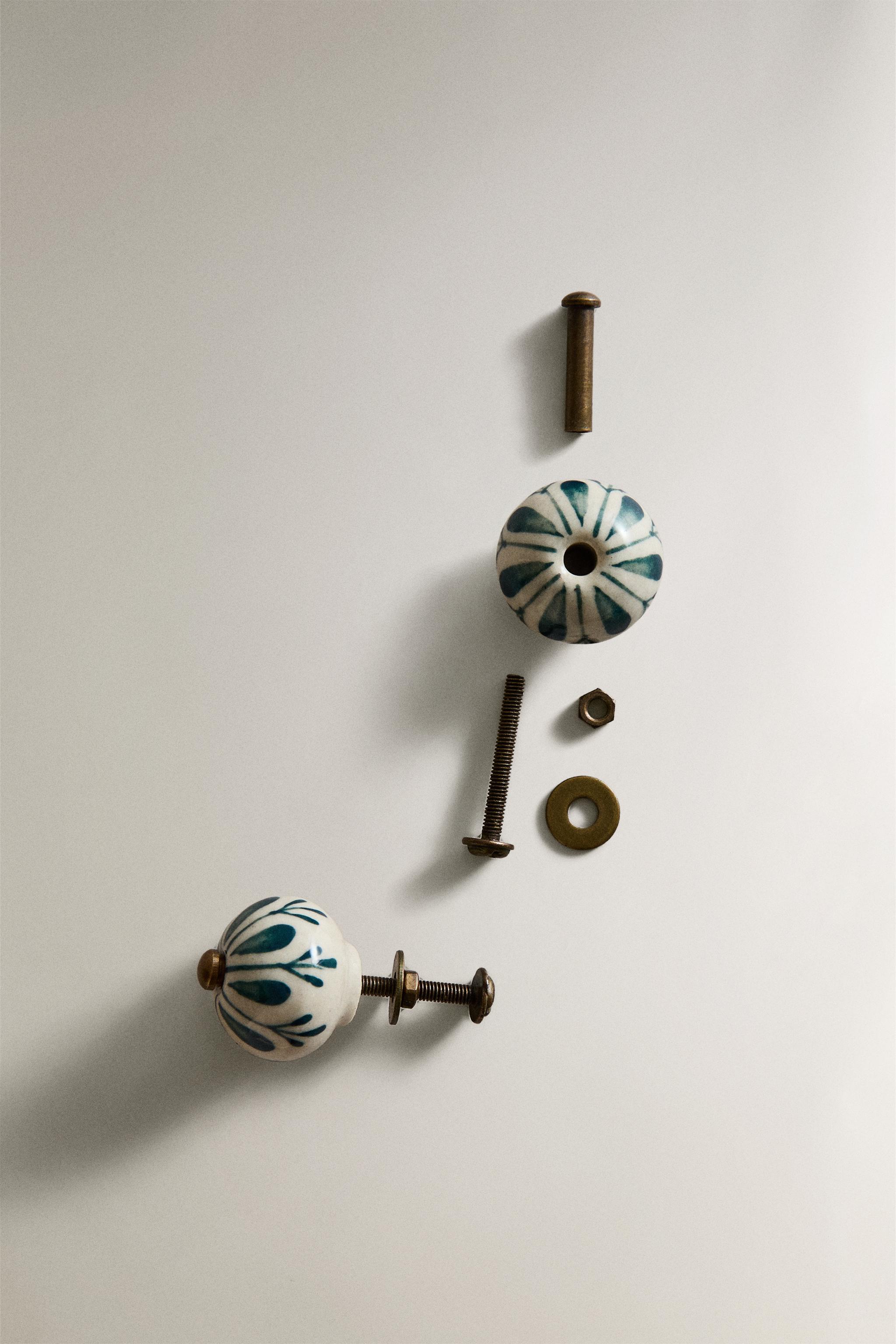 CERAMIC FLOWER KNOB PACK (PACK OF 2)