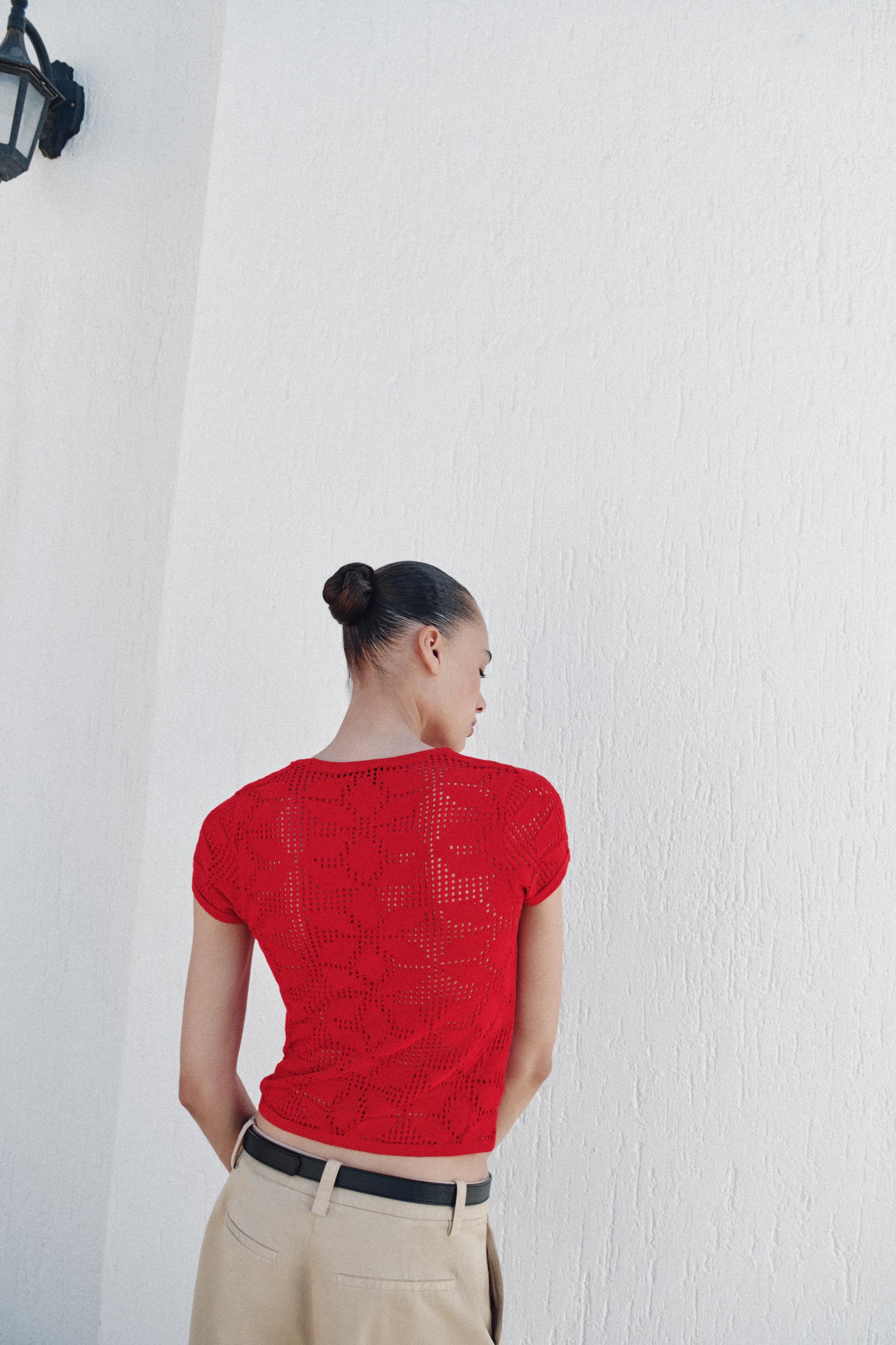 TEXTURED KNIT TOP