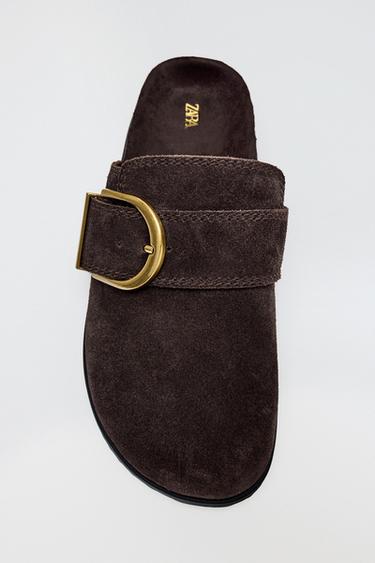 ZUECO SERRAJE HEBILLA METÁLICA - Marrón Chocolate de Zara
