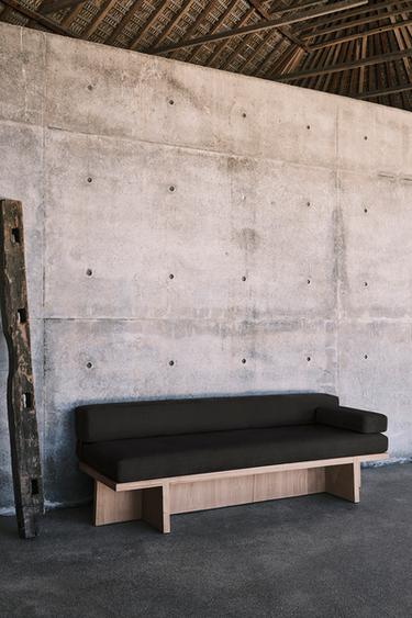 DAYBED 01 — Eggplant 3