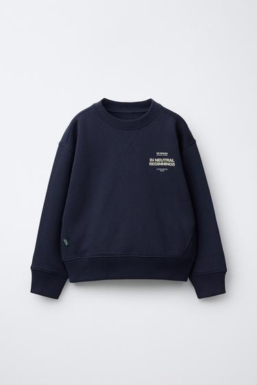 SWEAT À INSCRIPTION ET ÉTIQUETTE - Bleu marine de Zara
