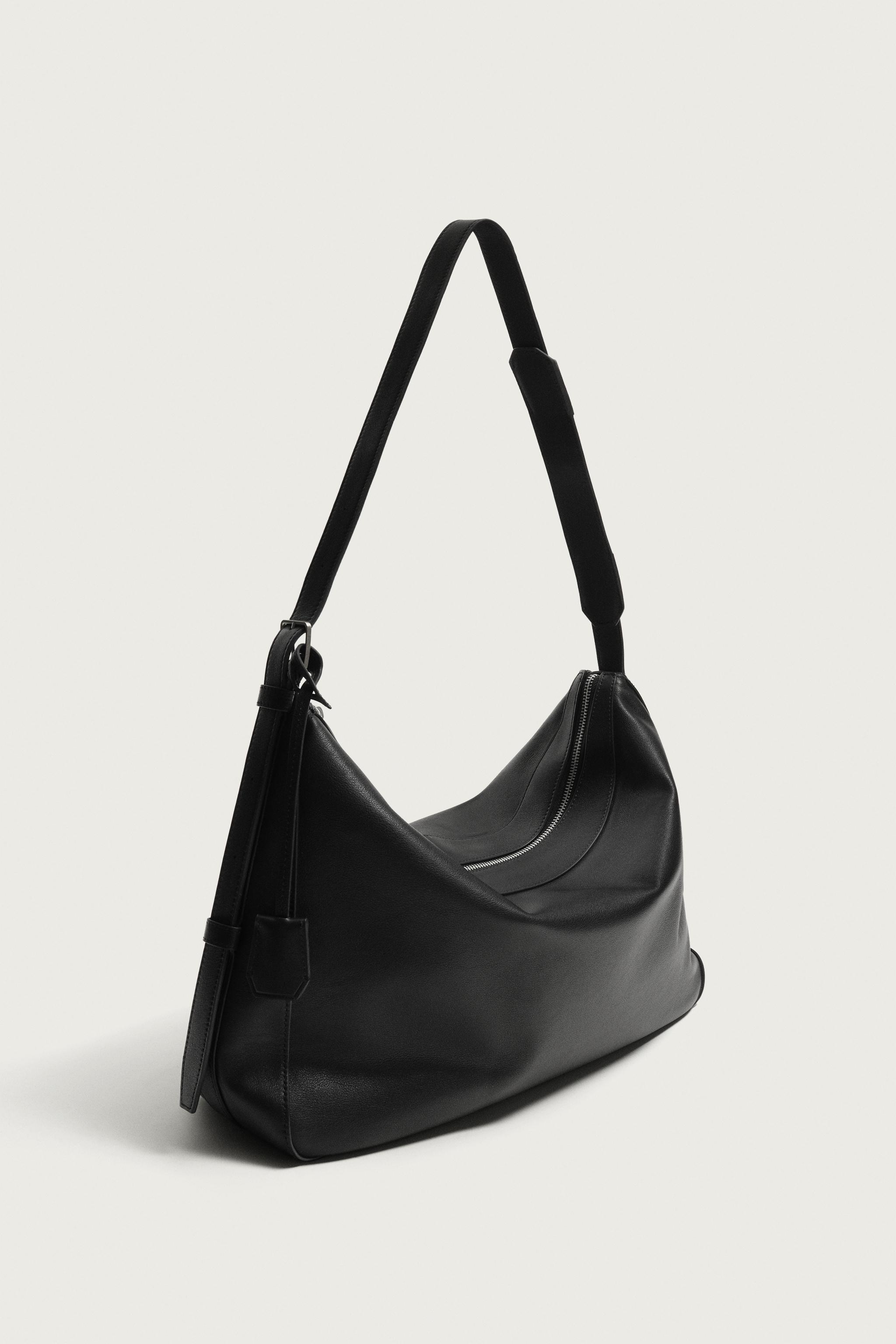 LEATHER SHOULDER BAG