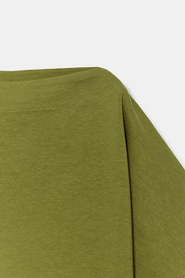 TOP COURT EFFET CAPE - Vert olive de Zara - Image 6