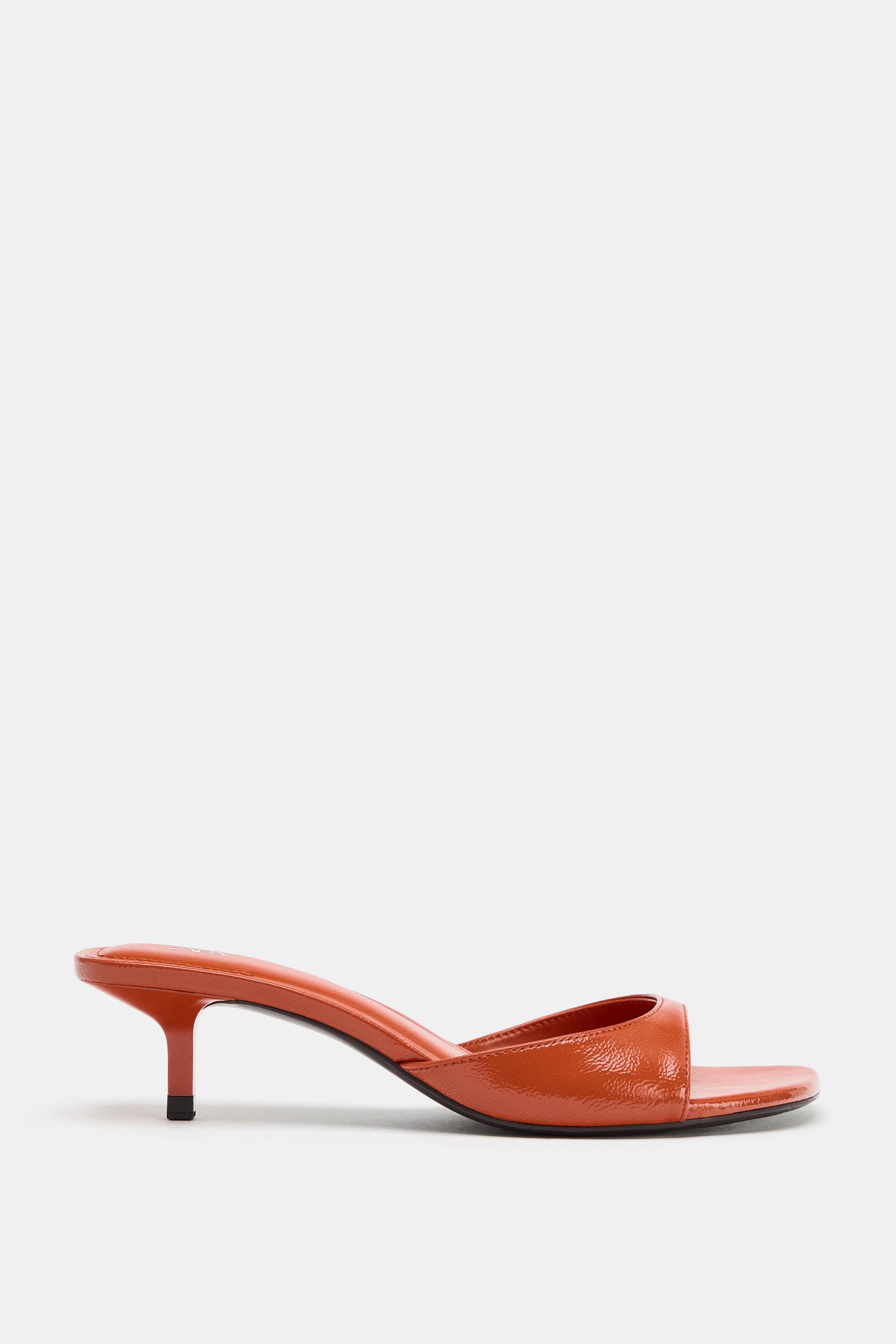 CRACKLED KITTEN HEEL MULE SANDALS