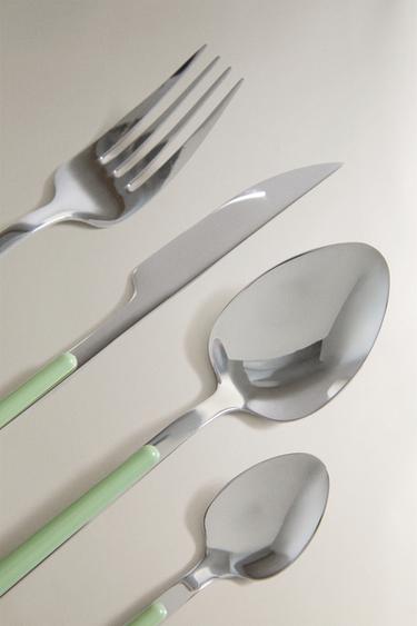 CUTLERY SET WITH GREEN HANDLE (SET OF 4) - Green by Zara - Image 1