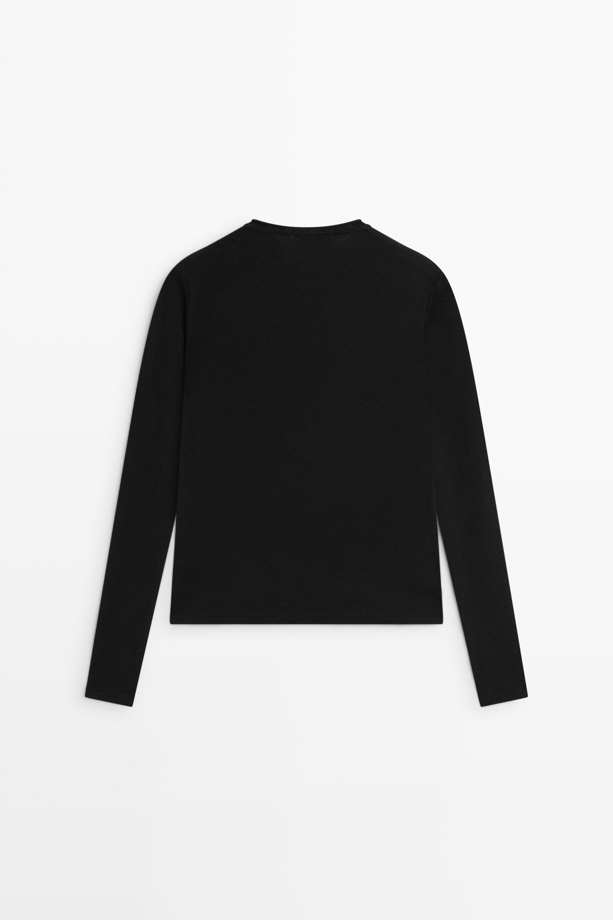 Cotton blend T-shirt with button detail