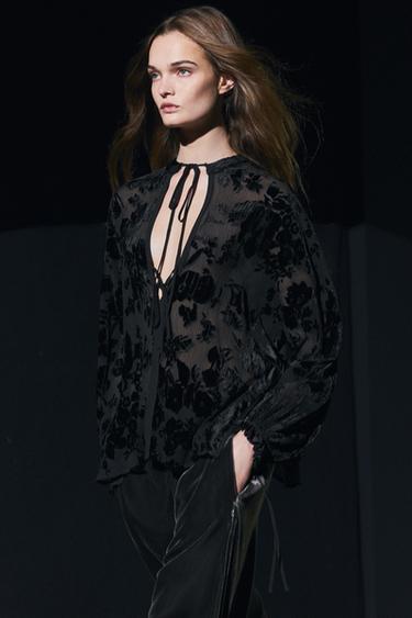 VELVET BLOUSE ZW COLLECTION - Black by Zara