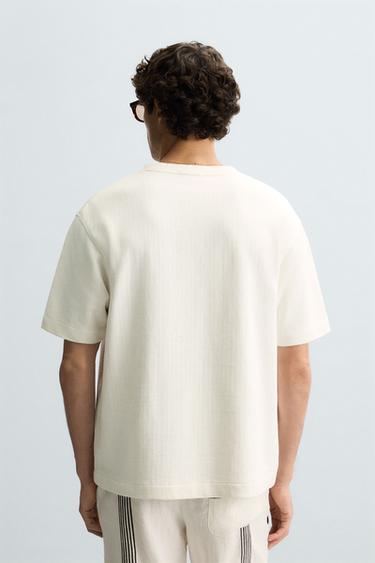 SWEAT COUPE REGULAR STRUCTURÉ - Blanc cassé de Zara - Image 2