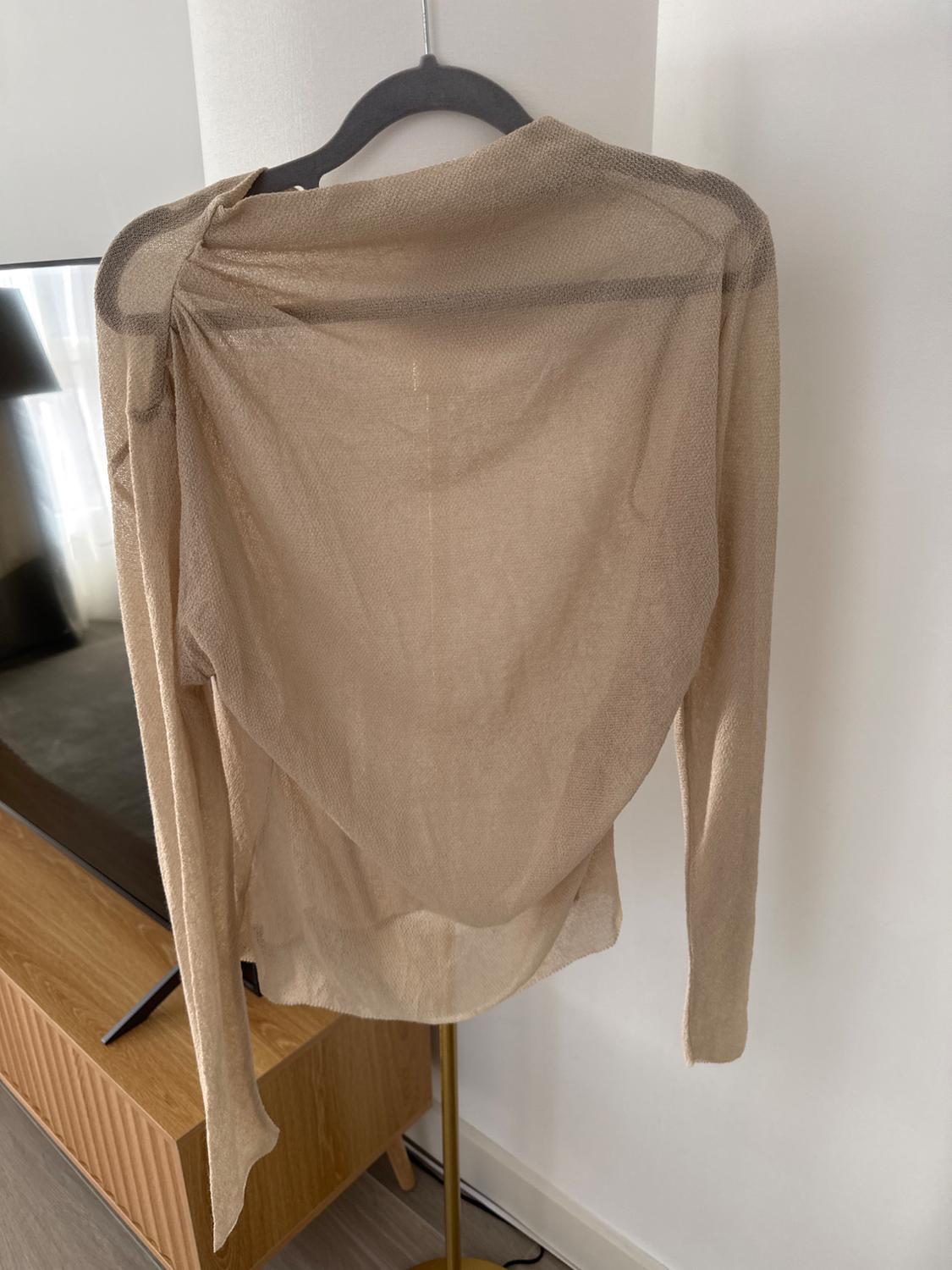 GATHERED FINE KNIT TOP