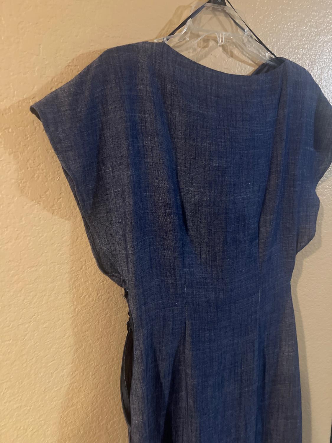 VESTIDO MIDI APLIQUE DORADO - Image 8