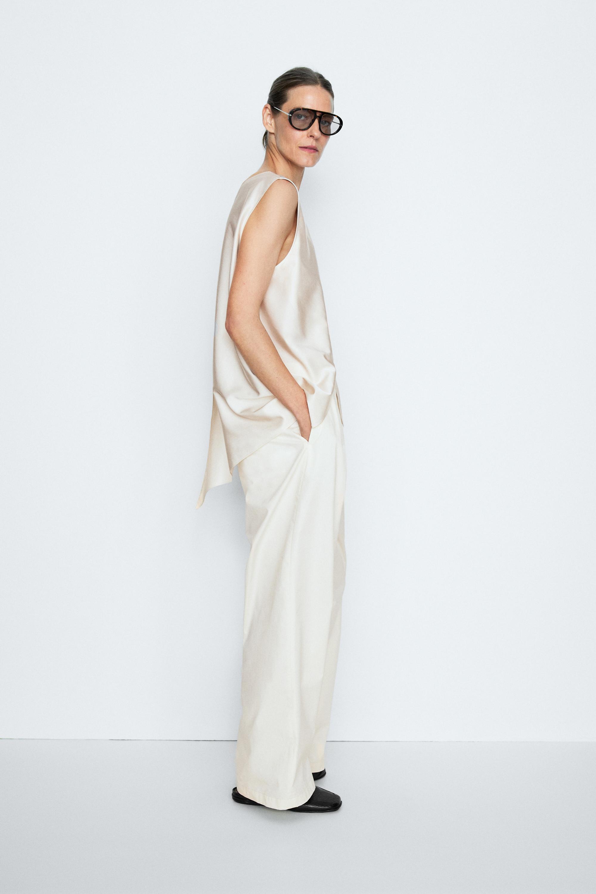 Asymmetric wrap top - STUDIO