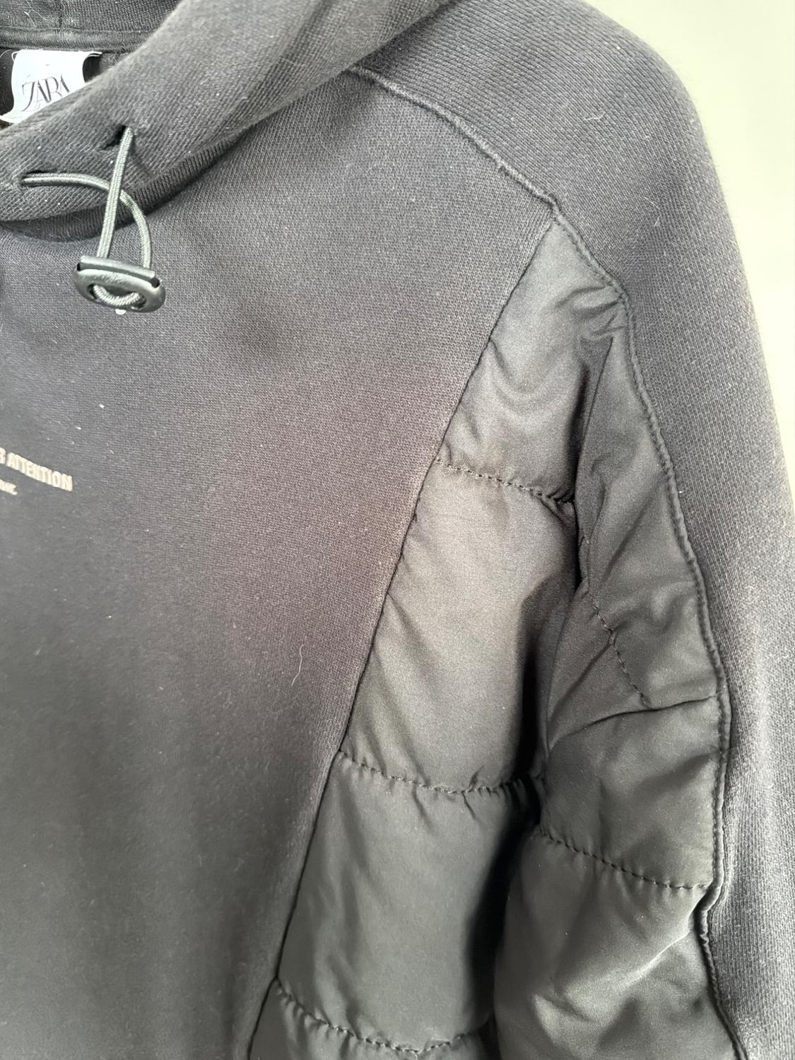 SUDADERA CON DETALLES ACOLCHADOS - Image 3