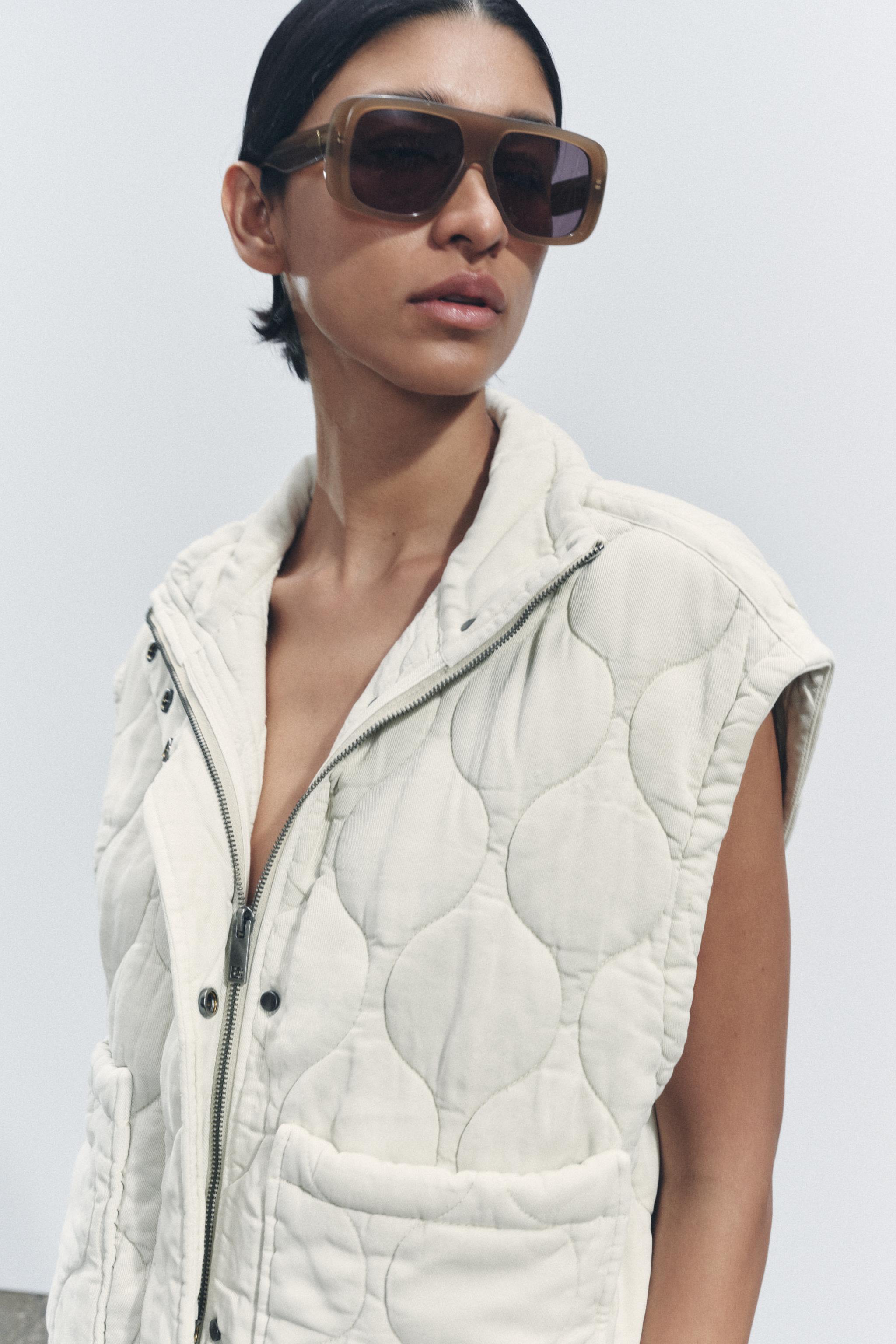 【ZARA】ZW COLLECTION キルティングベスト 4088/244 ZW COLLECTION PADDED GILET - Ecru | ZARA New Zealand