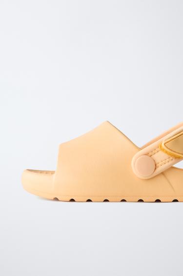 CLAQUETTES CAOUTCHOUTÉES - Jaune de Zara - Image 4