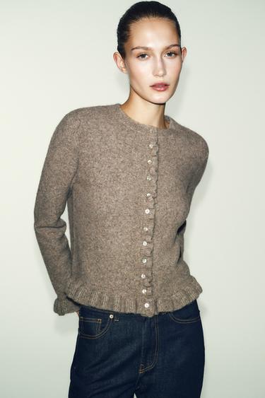 KNIT CARDIGAN WITH RUFFLE TRIMS - Mink by Zara