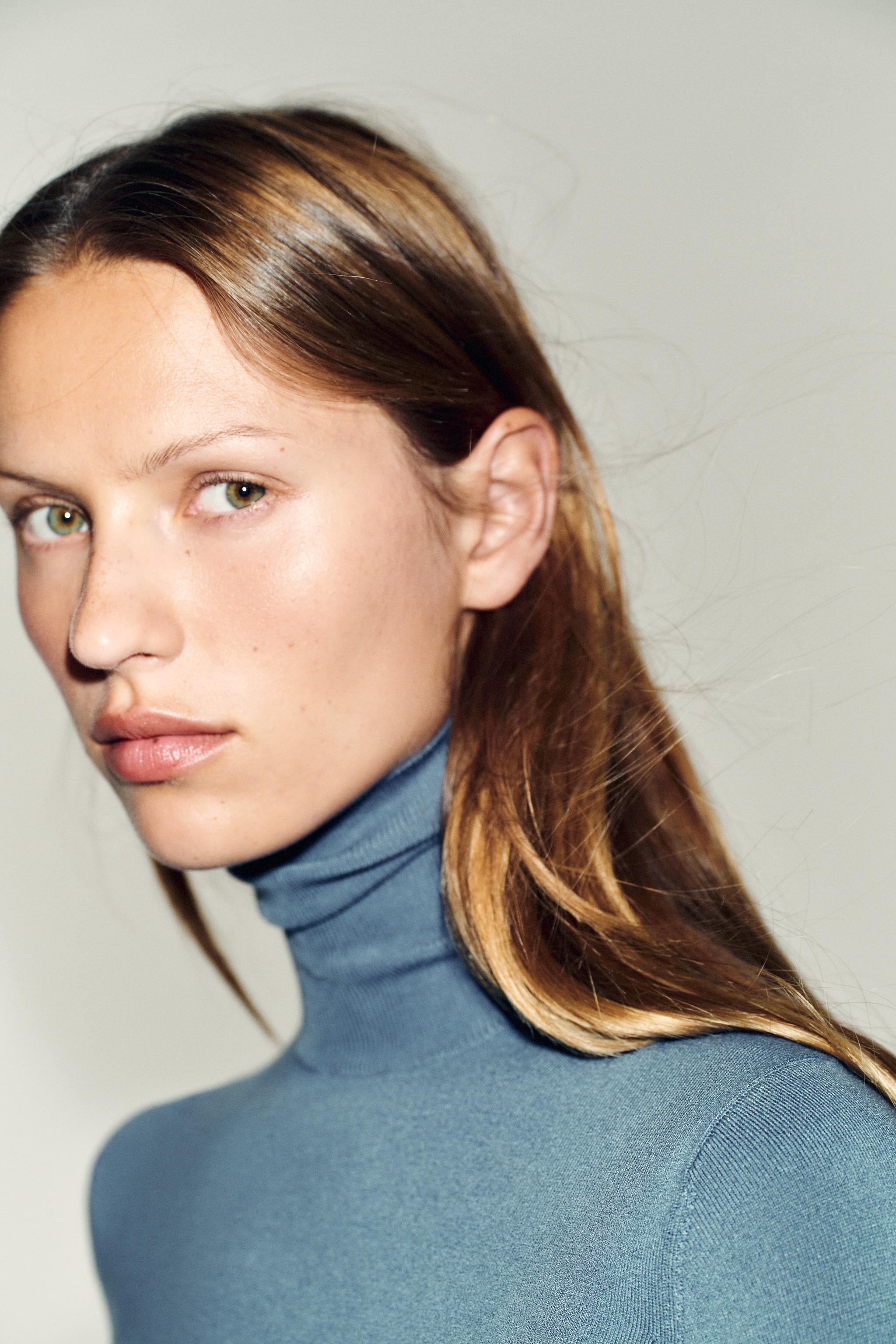 PULL BASIQUE EN MAILLE UNIE