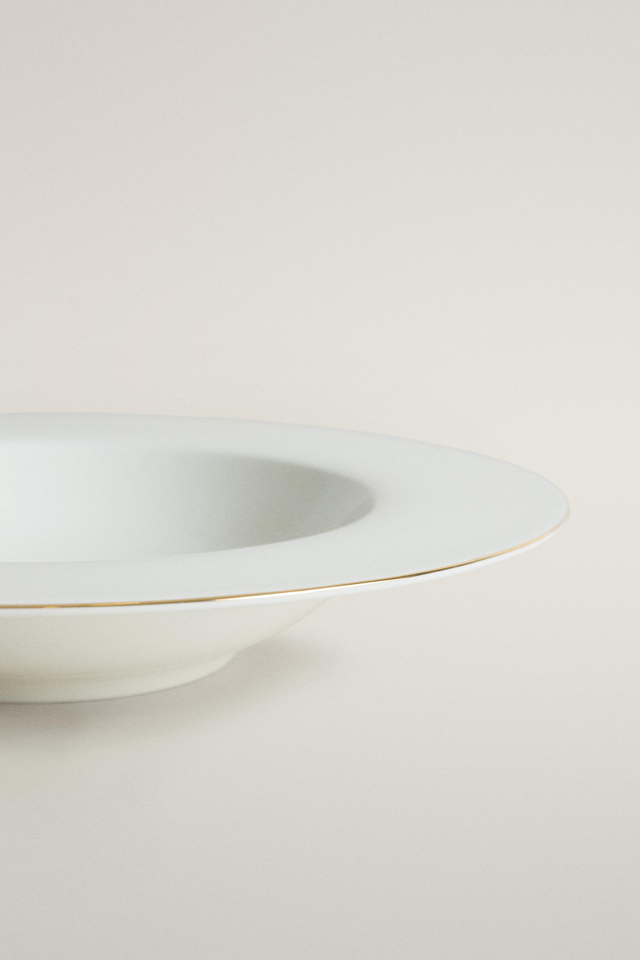 ASSIETTE CREUSE PORCELAINE BONE CHINA BORD