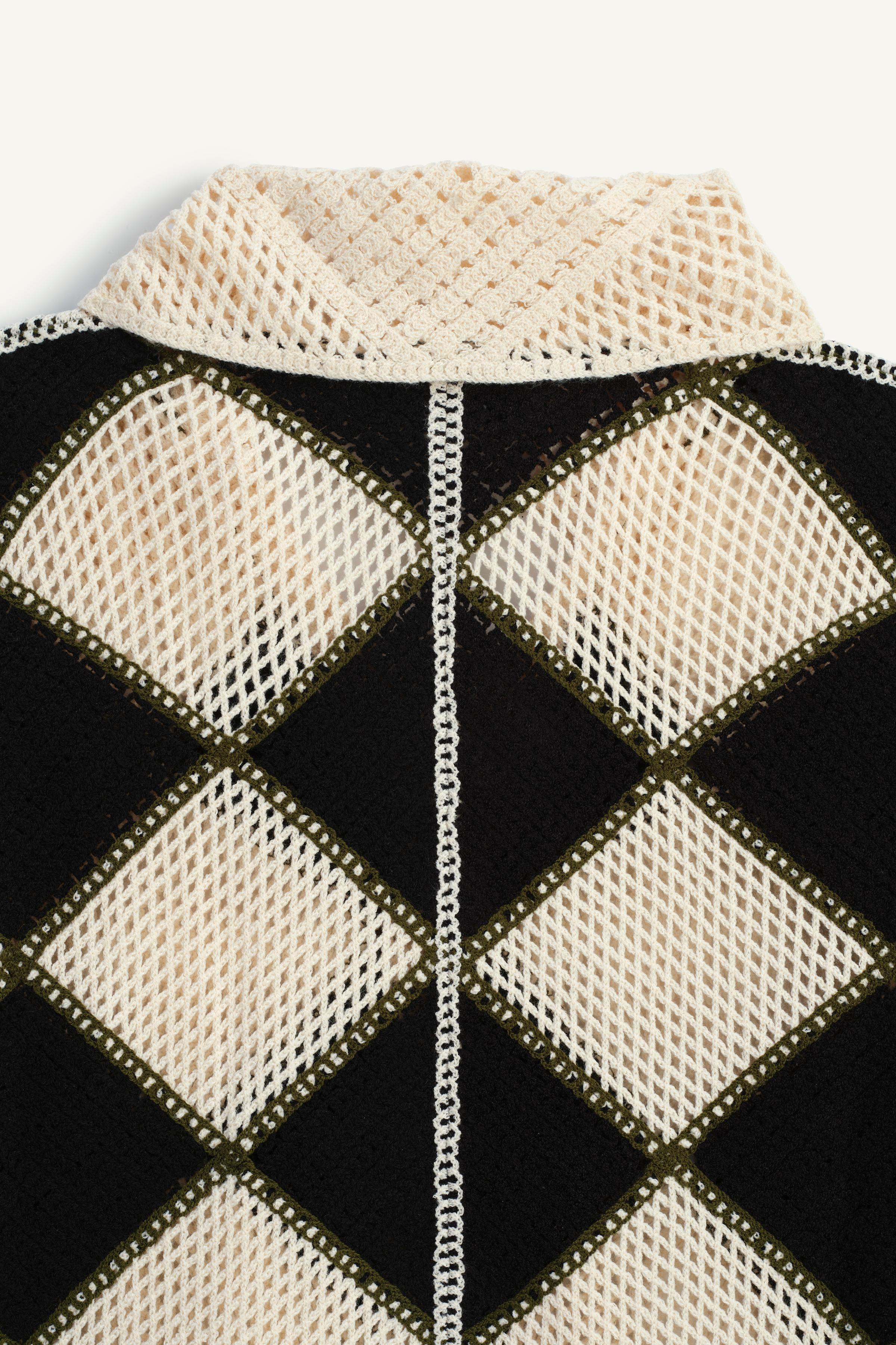 【ZARA】LIMITED EDITION ダイヤ柄ニットシャツ | 4331/411/712 LIMITED EDITION ダイヤ柄ニットシャツ - エクリュ | ZARA Japan