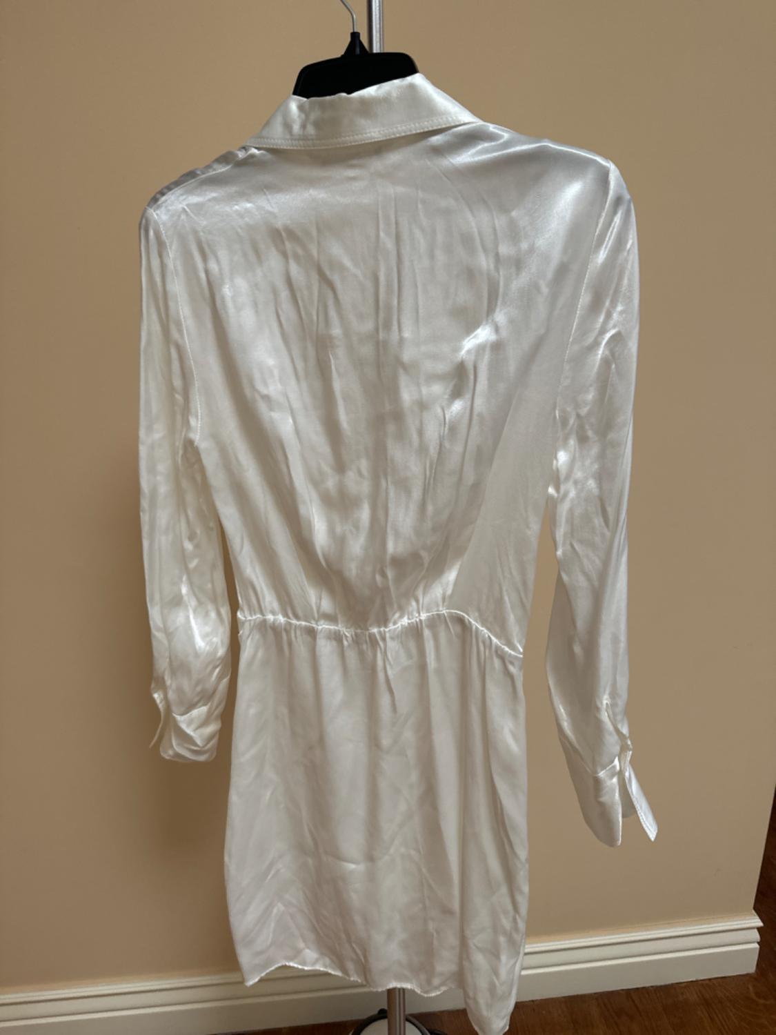 VESTIDO SATINADO DRAPEADO - Image 3