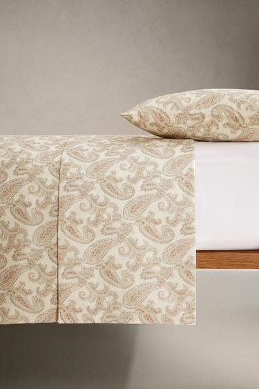 DRAP DE DESSUS IMPRIMÉ PAISLEY - Écru de Zara - Image 3
