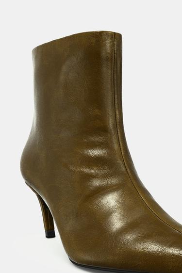 BOTTINES EN CUIR À TALONS INCURVÉS - Vert de Zara - Image 2