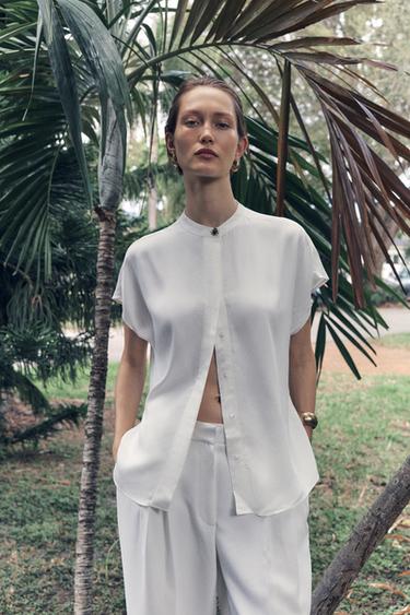 CUERPO FLUIDO CREPE - Blanco roto de Zara