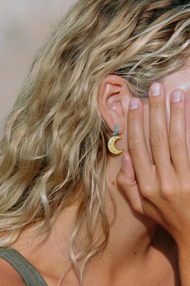 LOT DE BOUCLES D'OREILLES FLEUR, SOLEIL ET LUNE - Multicolore de Zara - Image 1