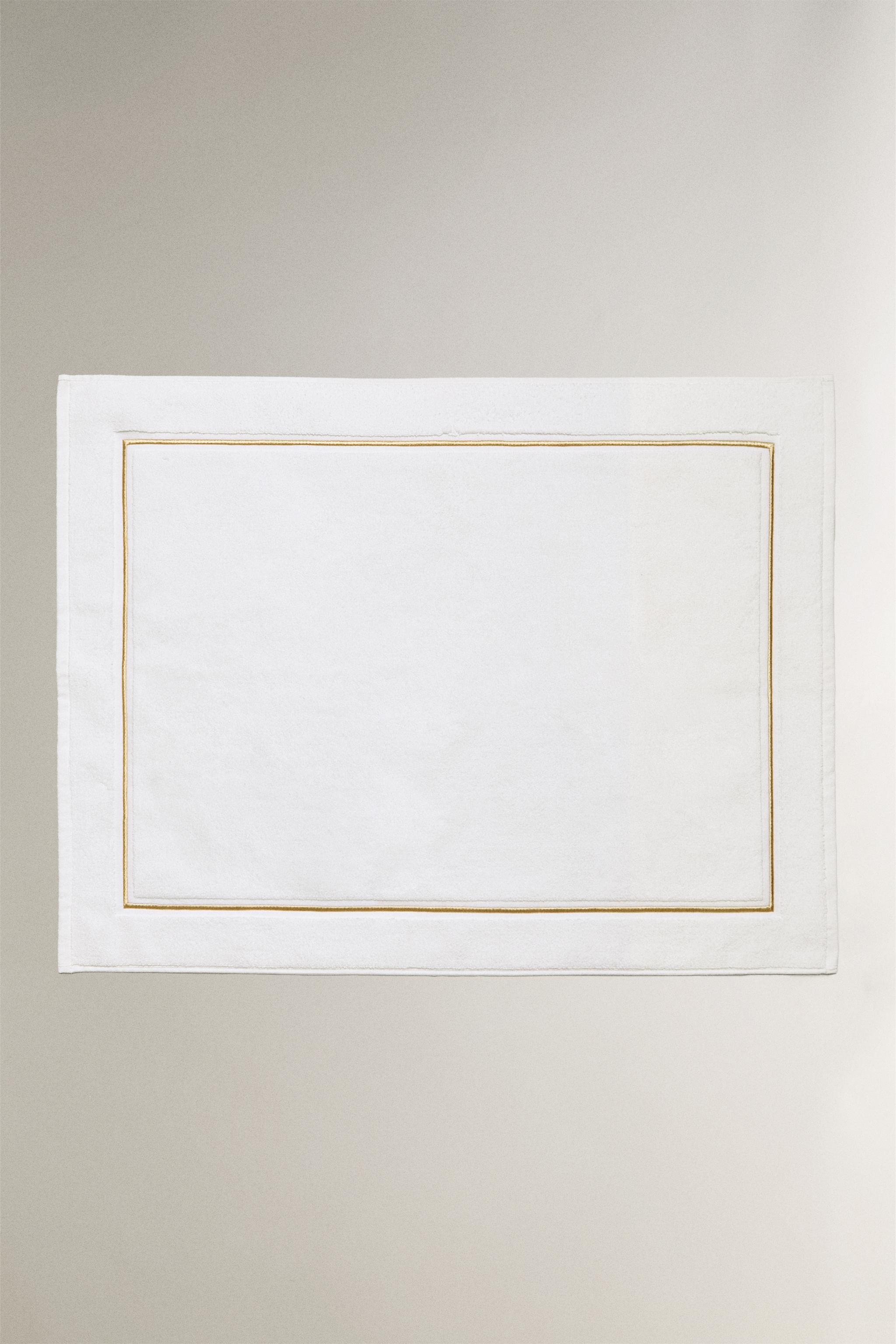 TAPIS DE BAIN FESTONNÉ