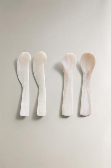SET COUVERTS PETIT DÉJEUNER NACRE (LOT DE 4) - Beige clair de Zara - Image 0