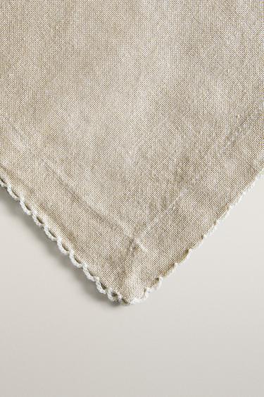 Zara SCALLOPED PLAIN TABLECLOTH - Light beige