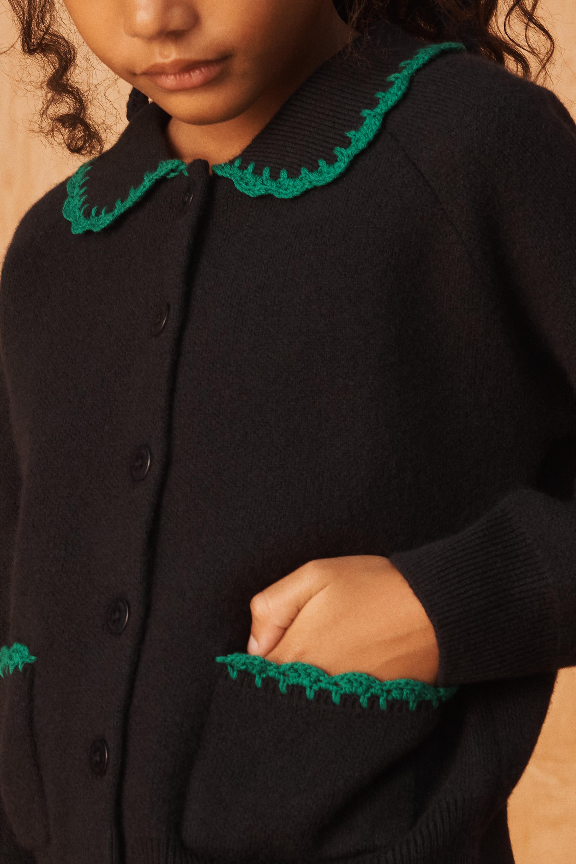 CARDIGAN 100% LAINE BRODERIES CROCHET ÉDITION LIMITÉE