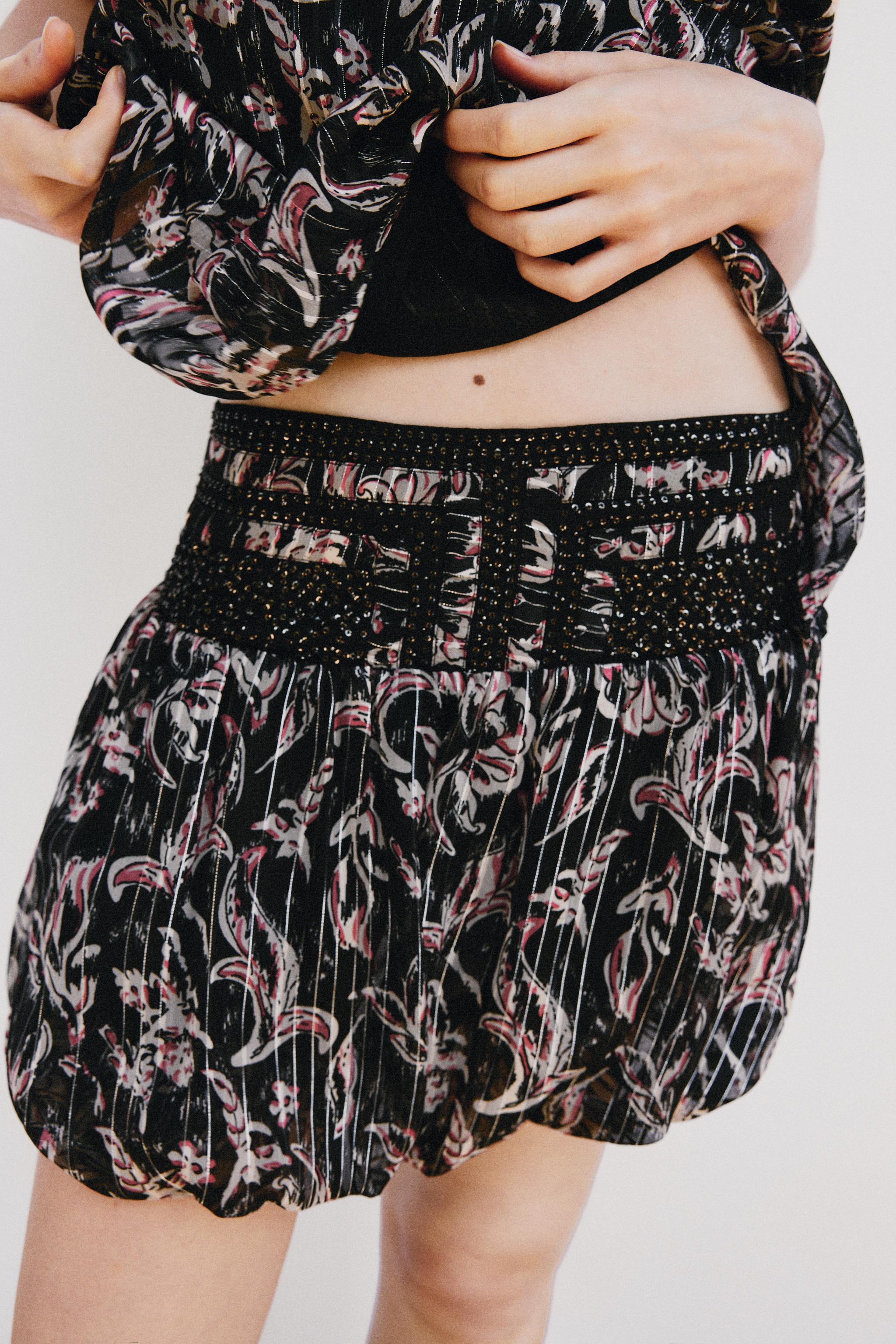 METALLIC THREAD SEQUIN PRINTED BALLOON SKIRT