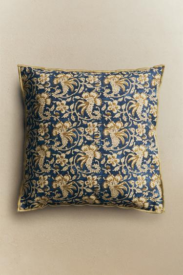 CAPA DE ALMOFADA COM ESTAMPA FLORAL - Azul da Zara