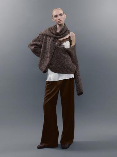Zara Product image - 141 - Image 0