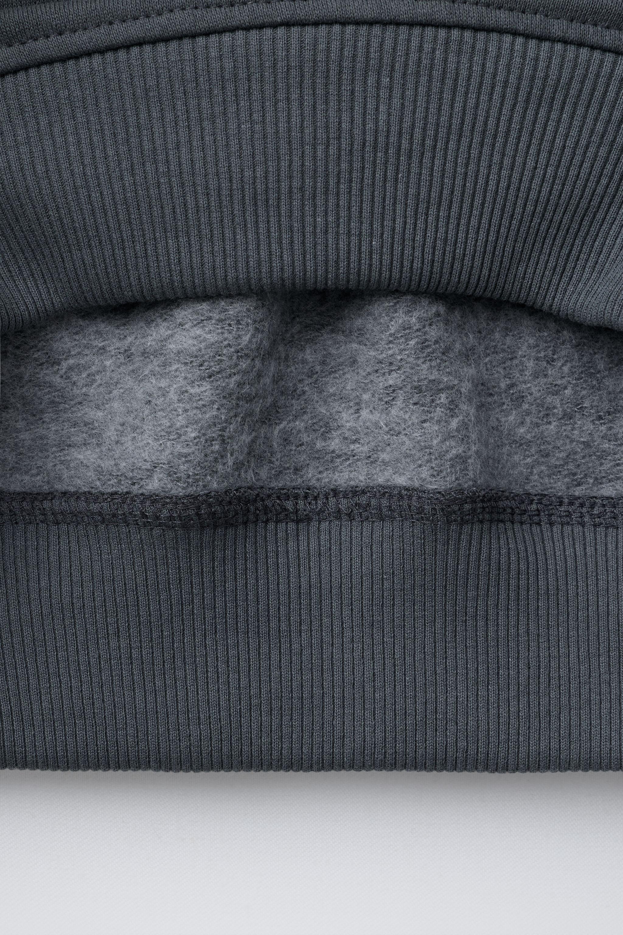 STRANGER THINGS ™/ © NETFLIX PRINT SWEATSHIRT