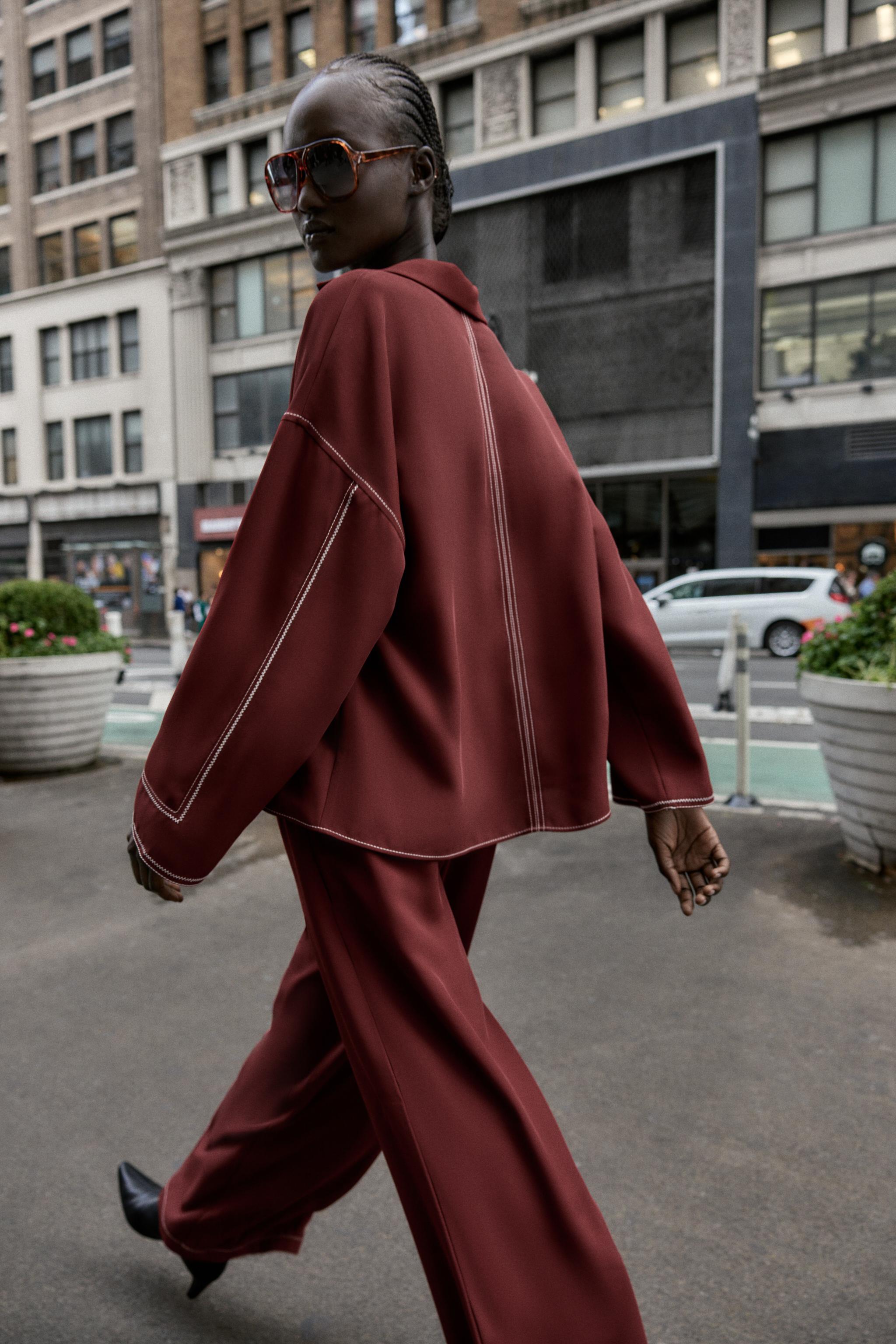 コントラストステッチ入りワイドレッグパンツ - レッドブラウン | ZARA