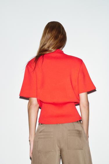 TOP EN MAILLE AVEC ÉPAULETTES - Rouge de Zara - Image 3