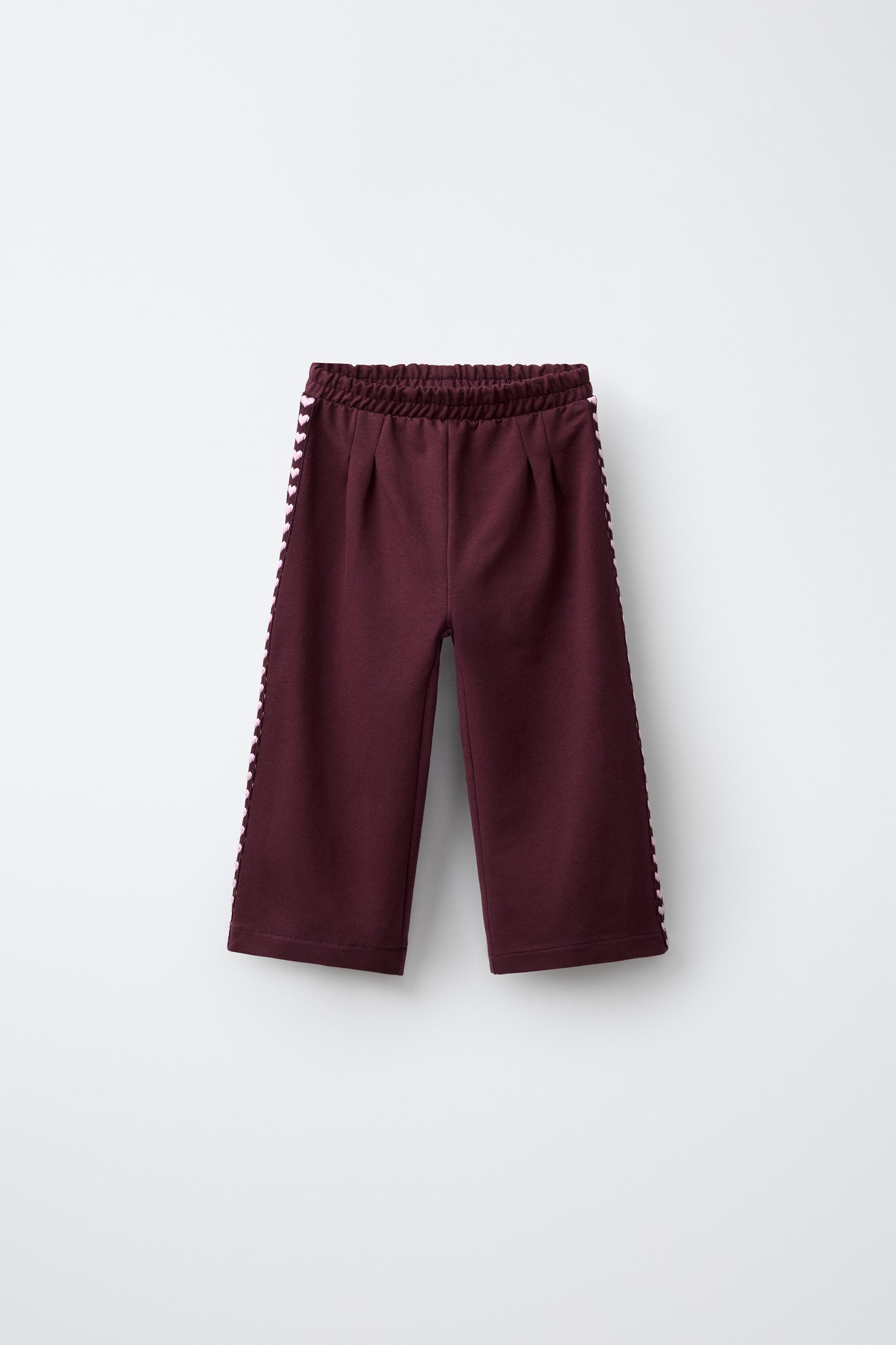 EMBROIDERED HEART WIDE-LEG SWEATPANTS