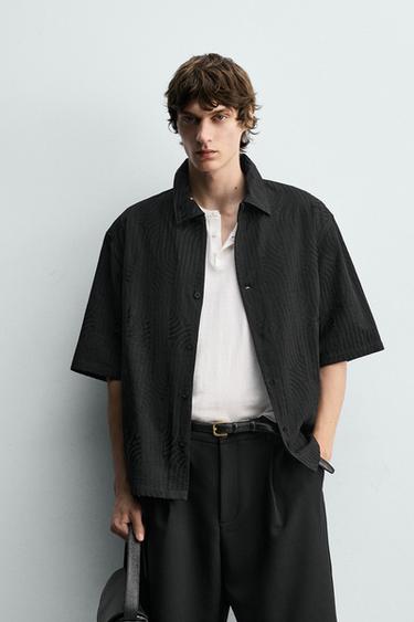 KËMISHË JACQUARD ME QËNDISJE - E zezë nga Zara