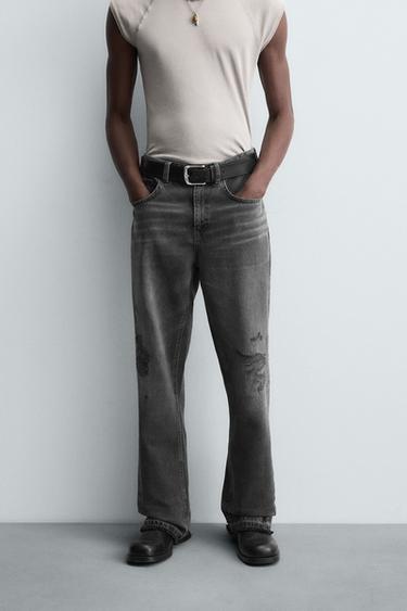 JEANS FLARE FIT ROTOS - Carbón de Zara