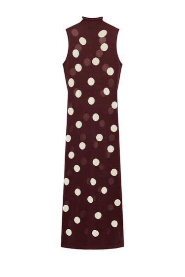 فستان محاك منقط - بني / خام الخاص بـ Zara