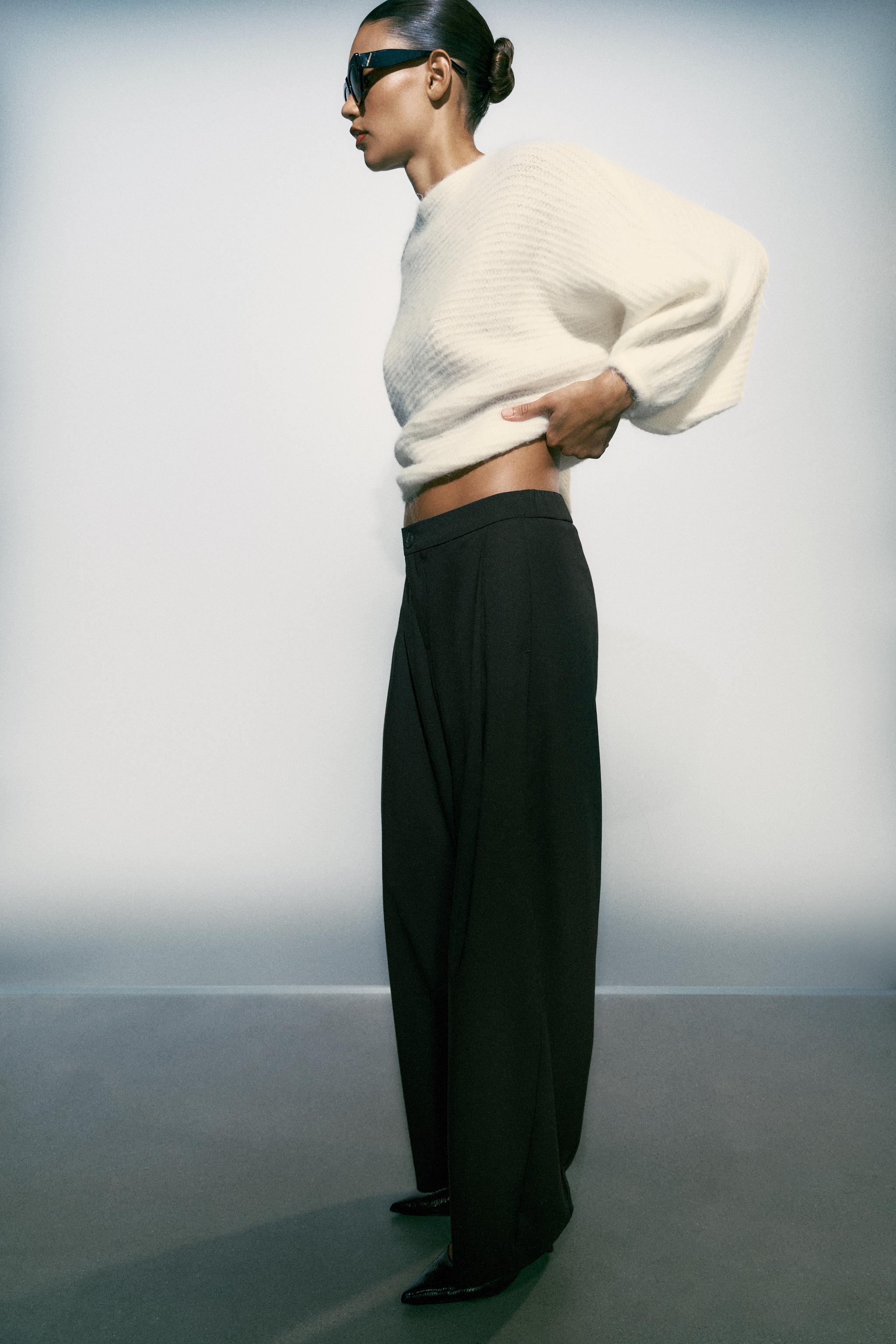 BARREL PLEATED PANTS