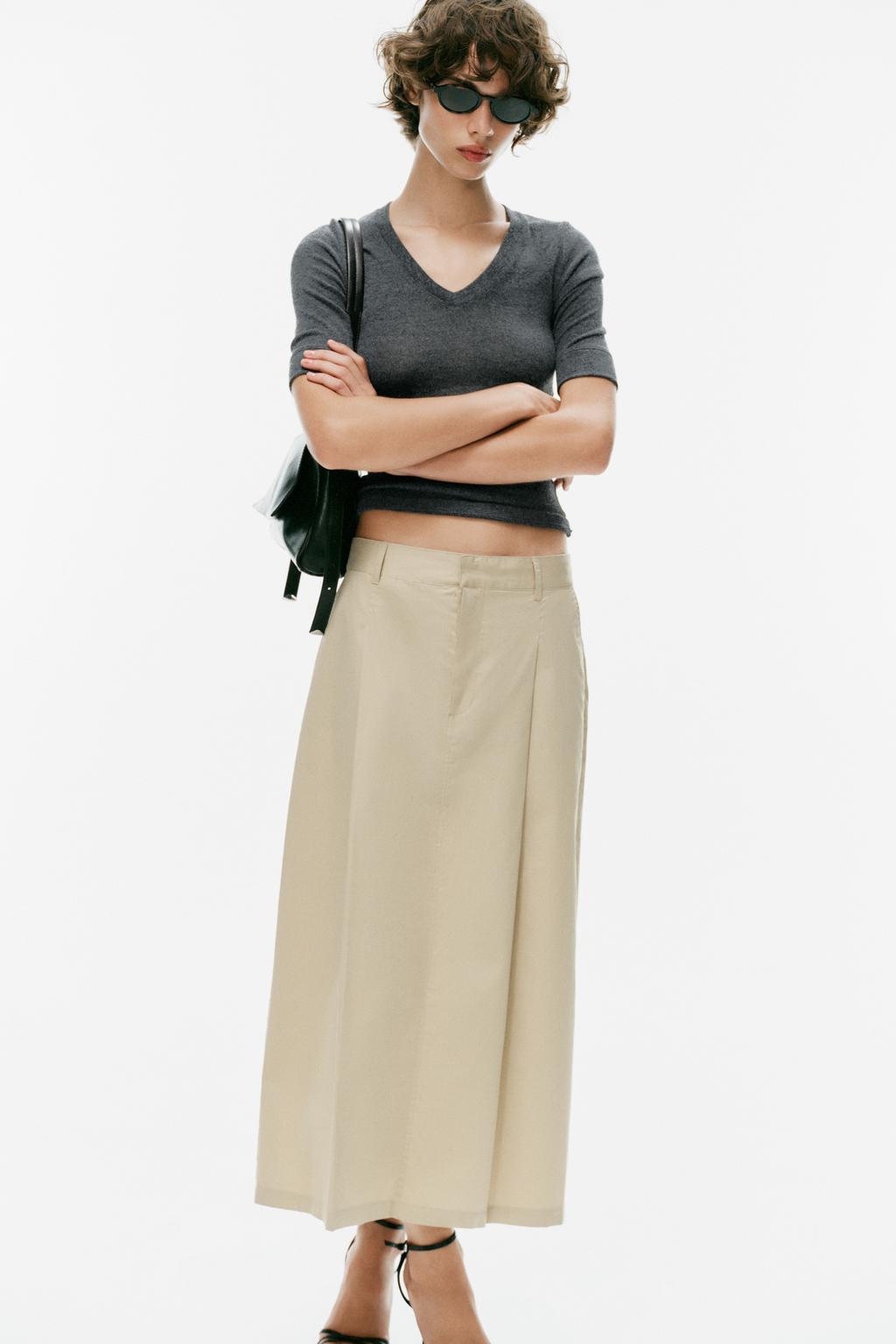 PLEATED MIDI SKIRT