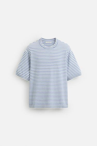 GESTREIFTES STRICK-T-SHIRT MIT STRUKTURMUSTER - Weiß / Blau von Zara