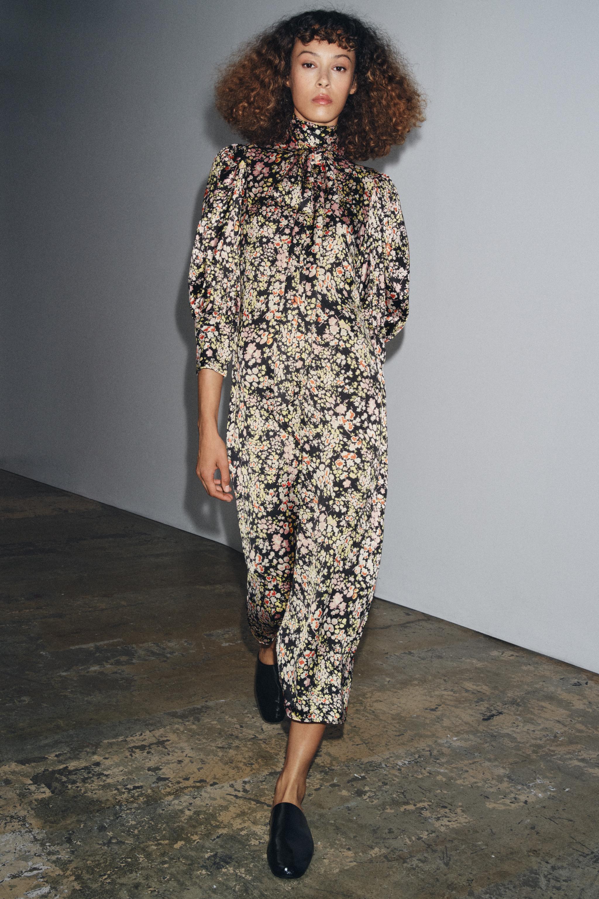 新品☆ZARA ザラ フラワー柄プリント入りワンピース M, flower ZARAザラ花柄フローラルプリントマキシロングワンピース旅行にも
