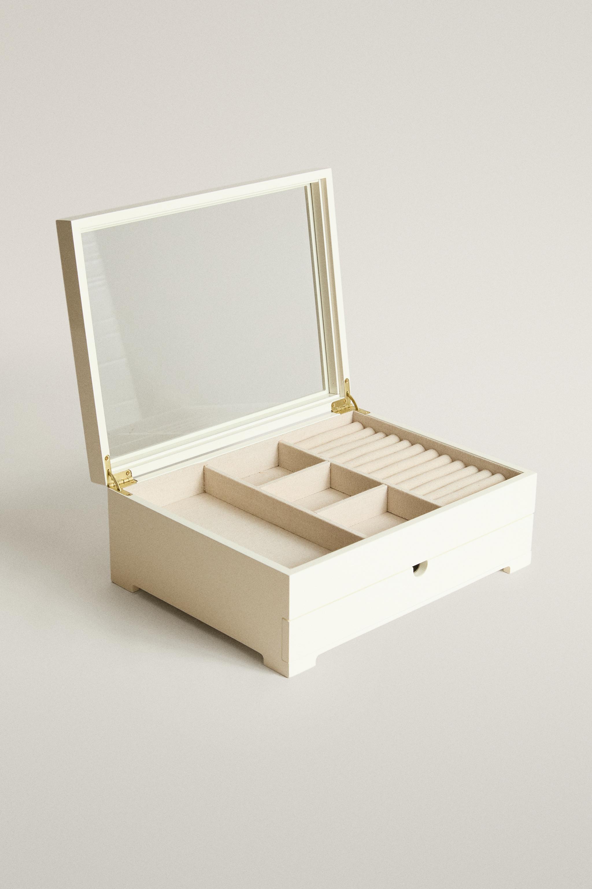 LACQUERED JEWELRY BOX WITH A DRAWER AND LID